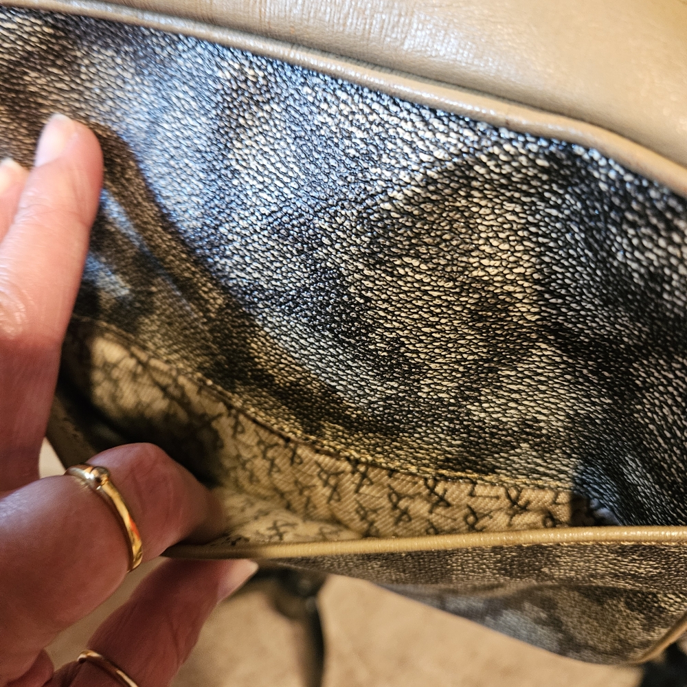 Vintage Yves Saint Laurent Beige and Gray Crossbody Bag - Picture 6 of 16